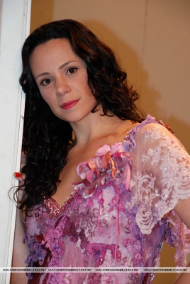 http://www.vanessagerbelli.vipvirtual.com.br/galeria/albums/revista_ensaio_marcio_ferrao/normal_DSC_0050.jpg